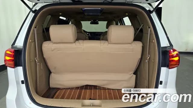 2019 Kia The New Carnival 9-Seater Prstige Sold VIN KNAMC81ABKS579243 – side profile 2019 Kia The New Carnival 9-Seater Prstige Sold VIN KNAMC81ABKS579243 – side profile