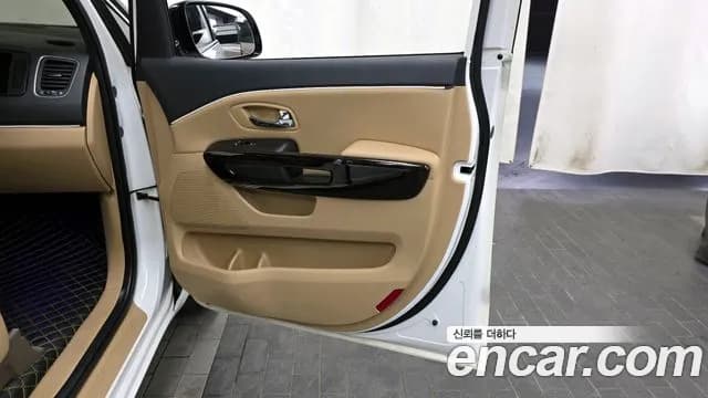 2019 Kia The New Carnival 9-Seater Prstige Sold VIN KNAMC81ABKS579243 – photo 13 2019 Kia The New Carnival 9-Seater Prstige Sold VIN KNAMC81ABKS579243 – photo 13