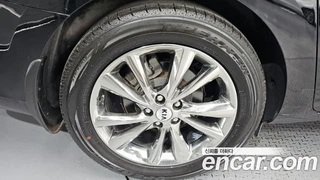2019 Kia The New Carnival 9-Seater Prstige Sold VIN KNAMC81ABKS602370 – photo 16 2019 Kia The New Carnival 9-Seater Prstige Sold VIN KNAMC81ABKS602370 – photo 16
