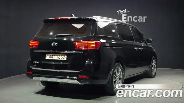 2020 Kia The New Carnival 9-Seater Prstige Sold VIN KNAMC81ABLS637189 – trunk area 2020 Kia The New Carnival 9-Seater Prstige Sold VIN KNAMC81ABLS637189 – trunk area
