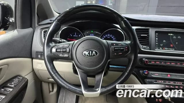 2020 Kia The New Carnival 9-Seater Prstige Sold VIN KNAMC81ABLS637189 – photo 17 2020 Kia The New Carnival 9-Seater Prstige Sold VIN KNAMC81ABLS637189 – photo 17