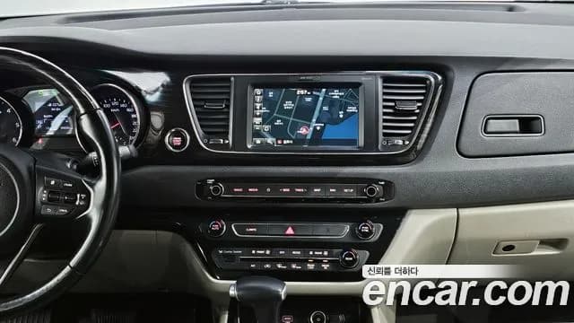 2020 Kia The New Carnival 9-Seater Prstige Sold VIN KNAMC81ABLS650957 – front exterior 2020 Kia The New Carnival 9-Seater Prstige Sold VIN KNAMC81ABLS650957 – front exterior