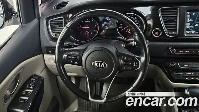 2020 Kia The New Carnival 9-Seater Prstige Sold VIN KNAMC81ABLS650957 – exterior detail 2020 Kia The New Carnival 9-Seater Prstige Sold VIN KNAMC81ABLS650957 – exterior detail