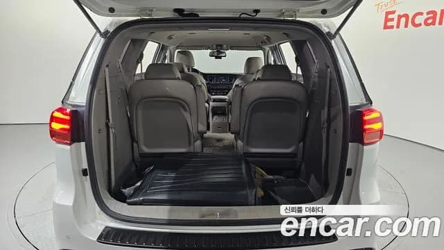 2020 Kia The New Carnival 9-Seater Prstige Sold VIN KNAMC81ABLS660975 – front exterior 2020 Kia The New Carnival 9-Seater Prstige Sold VIN KNAMC81ABLS660975 – front exterior
