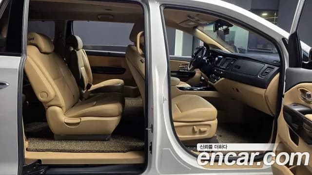 2020 Kia The New Carnival 9-Seater Prstige Sold VIN KNAMC81ABLS661676 – photo 11 2020 Kia The New Carnival 9-Seater Prstige Sold VIN KNAMC81ABLS661676 – photo 11