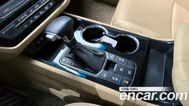2020 Kia The New Carnival 9-Seater Prstige Sold VIN KNAMC81ABLS661676 – photo 14 2020 Kia The New Carnival 9-Seater Prstige Sold VIN KNAMC81ABLS661676 – photo 14