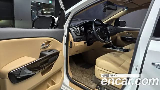 2020 Kia The New Carnival 9-Seater Prstige Sold VIN KNAMC81ABLS661676 – photo 29 2020 Kia The New Carnival 9-Seater Prstige Sold VIN KNAMC81ABLS661676 – photo 29