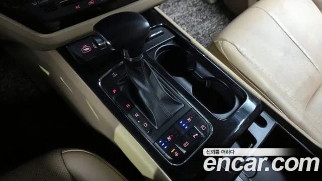 2018 Kia All New Carnival 9-Seater Noblesse Special Sold VIN KNAMD81ABJS437484 – undercarriage 2018 Kia All New Carnival 9-Seater Noblesse Special Sold VIN KNAMD81ABJS437484 – undercarriage