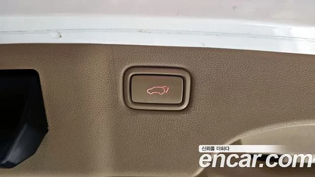 2018 Kia All New Carnival 9-Seater Noblesse Special Sold VIN KNAMD81ABJS442351 – exterior detail 2018 Kia All New Carnival 9-Seater Noblesse Special Sold VIN KNAMD81ABJS442351 – exterior detail