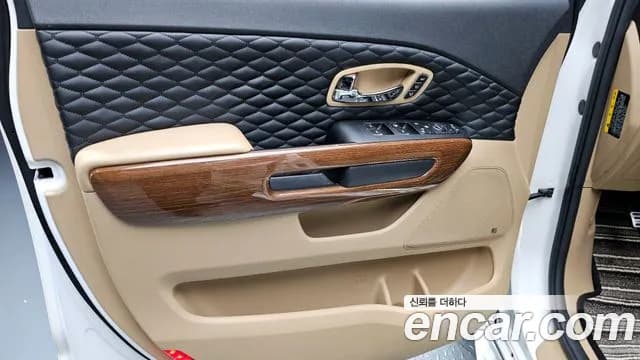 2017 Kia All New Carnival Gasoline 9-seater Hi-Limousine Sold VIN KNAME811BHS316142 – side profile 2017 Kia All New Carnival Gasoline 9-seater Hi-Limousine Sold VIN KNAME811BHS316142 – side profile