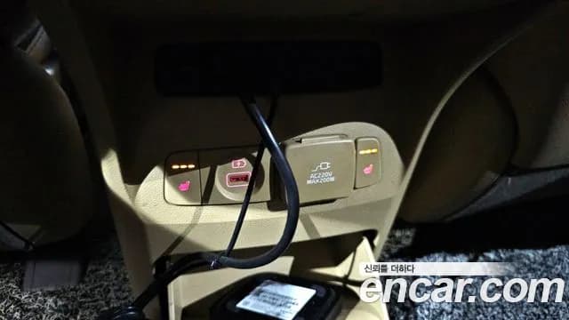 2017 Kia All New Carnival Gasoline 9-seater Hi-Limousine Sold VIN KNAME811BHS316142 – interior seats 2017 Kia All New Carnival Gasoline 9-seater Hi-Limousine Sold VIN KNAME811BHS316142 – interior seats
