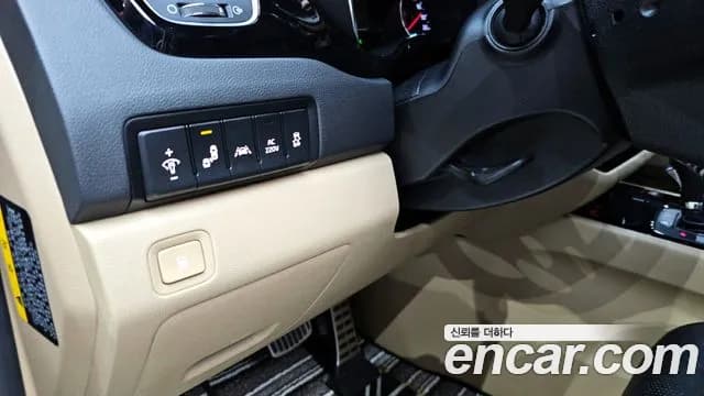 2017 Kia All New Carnival Gasoline 9-seater Hi-Limousine Sold VIN KNAME811BHS316142 – photo 12 2017 Kia All New Carnival Gasoline 9-seater Hi-Limousine Sold VIN KNAME811BHS316142 – photo 12