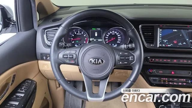 2018 Kia All New Carnival Gasoline 9-seater Noblesse Sold VIN KNAME811BJS377070 – side profile 2018 Kia All New Carnival Gasoline 9-seater Noblesse Sold VIN KNAME811BJS377070 – side profile