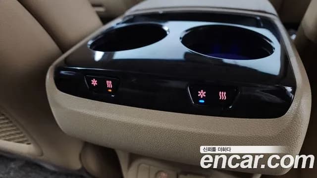 2019 Kia The New Carnival Gasoline 7-Seater Hi-Limousine Sold VIN KNAME811BKS471623 – front exterior 2019 Kia The New Carnival Gasoline 7-Seater Hi-Limousine Sold VIN KNAME811BKS471623 – front exterior