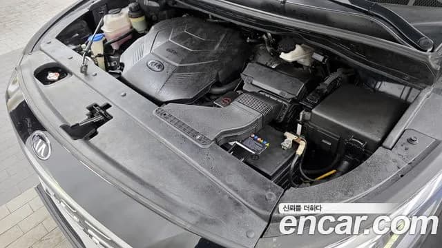2019 Kia The New Carnival Gasoline 9-Seater Hi-Limousine Sold VIN KNAME811BKS477480 – side profile 2019 Kia The New Carnival Gasoline 9-Seater Hi-Limousine Sold VIN KNAME811BKS477480 – side profile