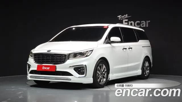 2019 Kia The New Carnival Gasoline 7-Seater Limousine Sold VIN KNAME811BKS488185 – front exterior 2019 Kia The New Carnival Gasoline 7-Seater Limousine Sold VIN KNAME811BKS488185 – front exterior