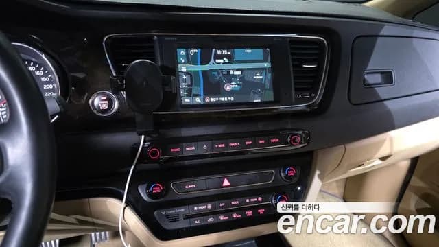 2019 Kia The New Carnival Gasoline 7-Seater Limousine Sold VIN KNAME811BKS488185 – photo 22 2019 Kia The New Carnival Gasoline 7-Seater Limousine Sold VIN KNAME811BKS488185 – photo 22