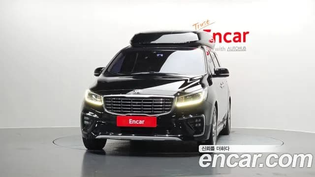 2019 Kia The New Carnival Gasoline 9-Seater Hi-Limousine Sold VIN KNAME811BKS500000 – exterior detail 2019 Kia The New Carnival Gasoline 9-Seater Hi-Limousine Sold VIN KNAME811BKS500000 – exterior detail