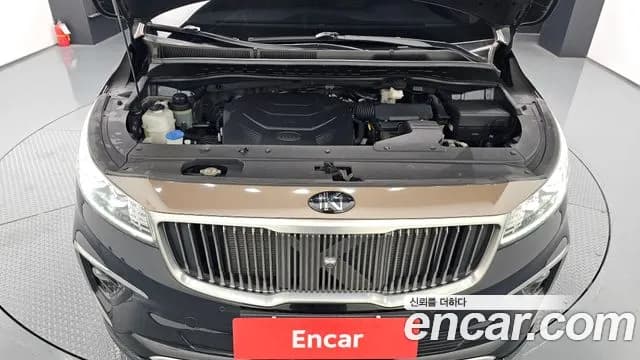 2019 Kia The New Carnival Gasoline 9-seater Limousine(Special vehicle) Sold VIN KNAME811BKS508398 – exterior detail 2019 Kia The New Carnival Gasoline 9-seater Limousine(Special vehicle) Sold VIN KNAME811BKS508398 – exterior detail