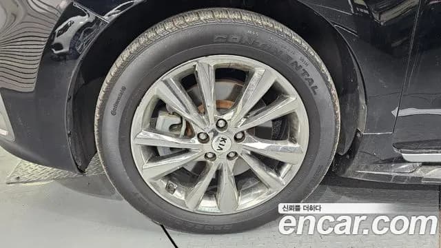 2019 Kia The New Carnival Gasoline 9-Seater Hi-Limousine Sold VIN KNAME811BKS527355 – trunk area 2019 Kia The New Carnival Gasoline 9-Seater Hi-Limousine Sold VIN KNAME811BKS527355 – trunk area