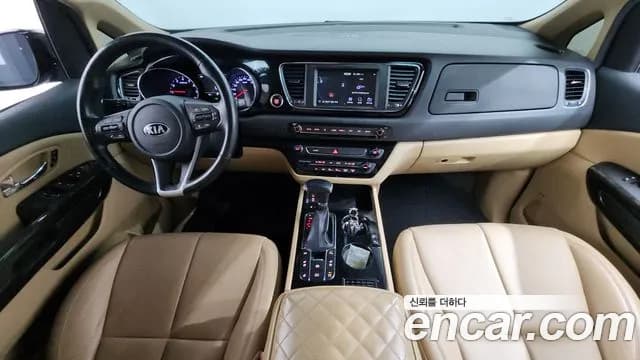 2019 Kia The New Carnival Gasoline 9-Seater Hi-Limousine Sold VIN KNAME811BKS541108 – front exterior 2019 Kia The New Carnival Gasoline 9-Seater Hi-Limousine Sold VIN KNAME811BKS541108 – front exterior