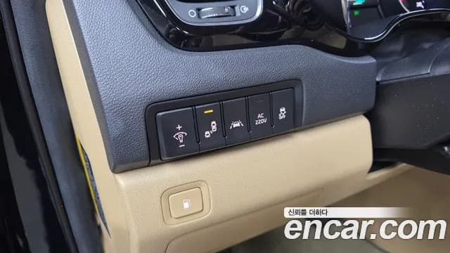 2019 Kia The New Carnival Gasoline 9-Seater Hi-Limousine Sold VIN KNAME811BKS568705 – odometer reading 2019 Kia The New Carnival Gasoline 9-Seater Hi-Limousine Sold VIN KNAME811BKS568705 – odometer reading