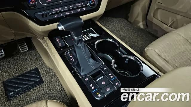 2019 Kia The New Carnival Gasoline 7-Seater Limousine Sold VIN KNAME811BKS575764 – side profile 2019 Kia The New Carnival Gasoline 7-Seater Limousine Sold VIN KNAME811BKS575764 – side profile