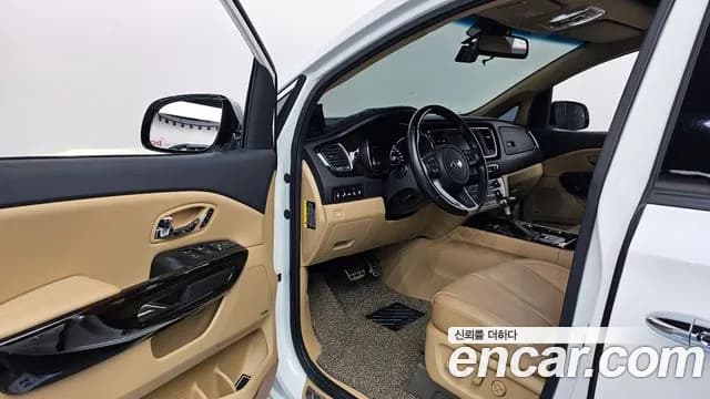 2019 Kia The New Carnival Gasoline 7-Seater Limousine Sold VIN KNAME811BKS575764 – undercarriage 2019 Kia The New Carnival Gasoline 7-Seater Limousine Sold VIN KNAME811BKS575764 – undercarriage