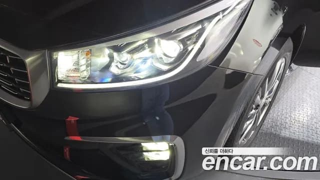 2019 Kia The New Carnival Gasoline 9-Seater Noblesse Special Sold VIN KNAME811BKS603434 – front exterior 2019 Kia The New Carnival Gasoline 9-Seater Noblesse Special Sold VIN KNAME811BKS603434 – front exterior