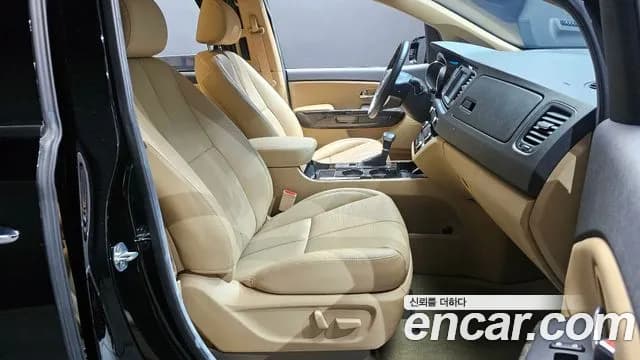 2019 Kia The New Carnival Gasoline 7-Seater Hi-Limousine Sold VIN KNAME811BKS605120 – side profile 2019 Kia The New Carnival Gasoline 7-Seater Hi-Limousine Sold VIN KNAME811BKS605120 – side profile