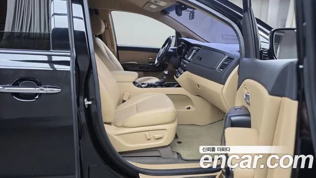 2019 Kia The New Carnival Gasoline 7-Seater Hi-Limousine Sold VIN KNAME811BKS605897 – photo 17 2019 Kia The New Carnival Gasoline 7-Seater Hi-Limousine Sold VIN KNAME811BKS605897 – photo 17
