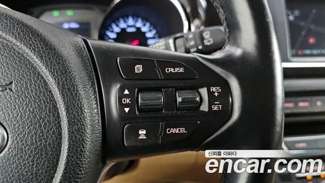 2020 Kia The New Carnival Gasoline 7-Seater Limousine Sold VIN KNAME811BLS621837 – front exterior 2020 Kia The New Carnival Gasoline 7-Seater Limousine Sold VIN KNAME811BLS621837 – front exterior