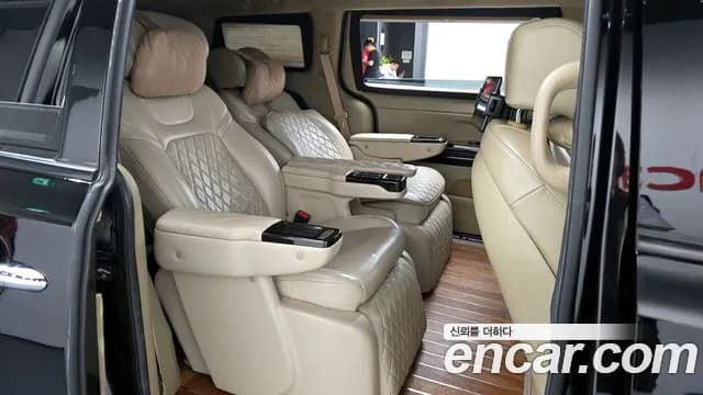 2020 Kia The New Carnival Gasoline 9-seater Limousine(Special vehicle) Sold VIN KNAME811BLS624180 – rear exterior 2020 Kia The New Carnival Gasoline 9-seater Limousine(Special vehicle) Sold VIN KNAME811BLS624180 – rear exterior