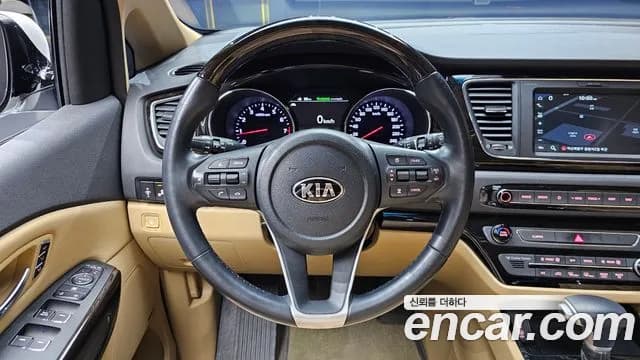 2020 Kia The New Carnival Gasoline 9-Seater Noblesse Special Sold VIN KNAME811BLS637339 – front exterior 2020 Kia The New Carnival Gasoline 9-Seater Noblesse Special Sold VIN KNAME811BLS637339 – front exterior