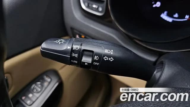 2020 Kia The New Carnival Gasoline 9-Seater Noblesse Special Sold VIN KNAME811BLS637339 – rear exterior 2020 Kia The New Carnival Gasoline 9-Seater Noblesse Special Sold VIN KNAME811BLS637339 – rear exterior