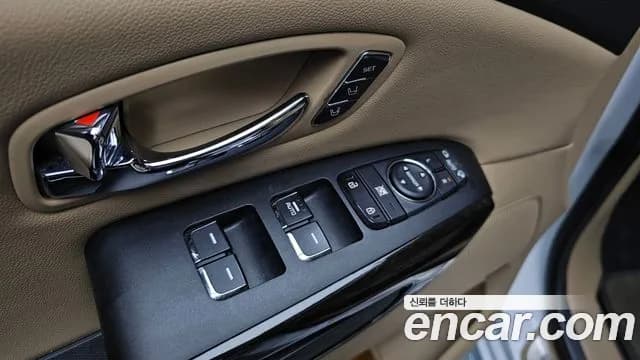 2020 Kia The New Carnival Gasoline 9-Seater Noblesse Special Sold VIN KNAME811BLS637339 – interior seats 2020 Kia The New Carnival Gasoline 9-Seater Noblesse Special Sold VIN KNAME811BLS637339 – interior seats
