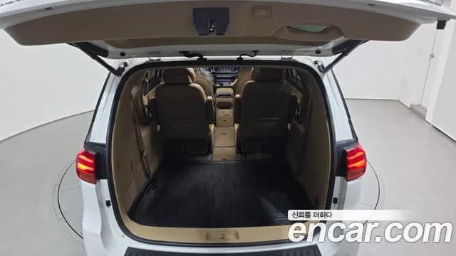 2020 Kia The New Carnival Gasoline 7-Seater Limousine Sold VIN KNAME811BLS657715 – side profile 2020 Kia The New Carnival Gasoline 7-Seater Limousine Sold VIN KNAME811BLS657715 – side profile