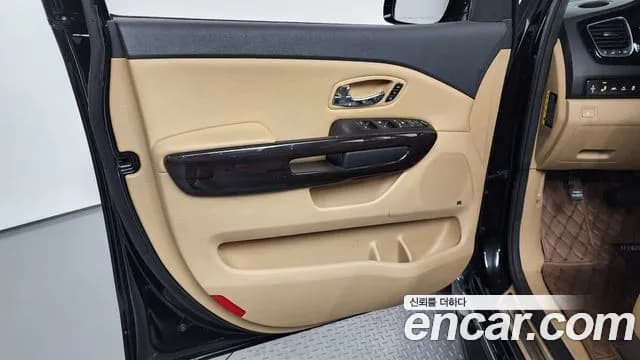2017 Kia All New Carnival 7-seater Limousine Sold VIN KNAME81ABHS316602 – odometer reading 2017 Kia All New Carnival 7-seater Limousine Sold VIN KNAME81ABHS316602 – odometer reading