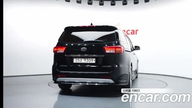 2017 Kia All New Carnival 7-seater Limousine Sold VIN KNAME81ABHS316602 – photo 13 2017 Kia All New Carnival 7-seater Limousine Sold VIN KNAME81ABHS316602 – photo 13