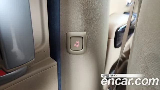 2017 Kia All New Carnival 7-seater Limousine Sold VIN KNAME81ABHS316602 – photo 25 2017 Kia All New Carnival 7-seater Limousine Sold VIN KNAME81ABHS316602 – photo 25