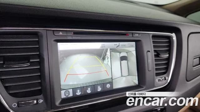 2017 Kia All New Carnival 7-seater Limousine Sold VIN KNAME81ABHS318648 – photo 12 2017 Kia All New Carnival 7-seater Limousine Sold VIN KNAME81ABHS318648 – photo 12