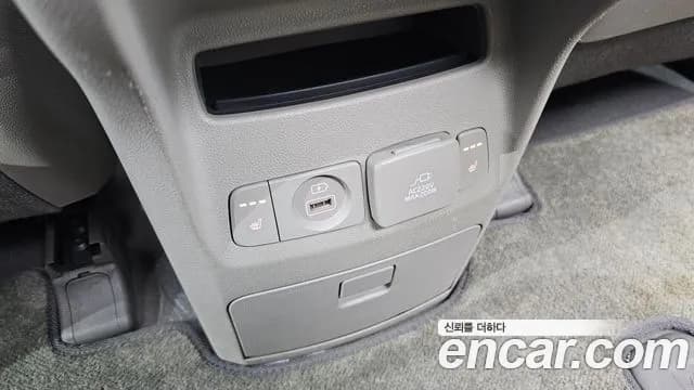 2017 Kia All New Carnival 9-seater Noblesse Sold VIN KNAME81ABHS321365 – photo 26 2017 Kia All New Carnival 9-seater Noblesse Sold VIN KNAME81ABHS321365 – photo 26