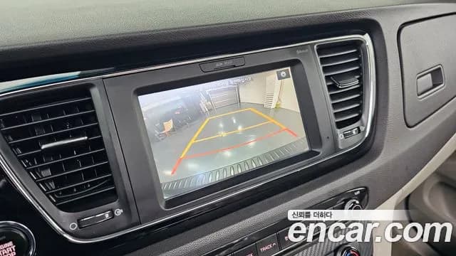 2017 Kia All New Carnival 9-seater Noblesse Sold VIN KNAME81ABHS321365 – photo 30 2017 Kia All New Carnival 9-seater Noblesse Sold VIN KNAME81ABHS321365 – photo 30