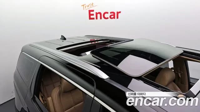 2017 Kia All New Carnival 9-seater Noblesse Sold VIN KNAME81ABHS324630 – exterior detail 2017 Kia All New Carnival 9-seater Noblesse Sold VIN KNAME81ABHS324630 – exterior detail