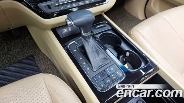 2017 Kia All New Carnival 9-seater Noblesse Sold VIN KNAME81ABHS324630 – photo 15 2017 Kia All New Carnival 9-seater Noblesse Sold VIN KNAME81ABHS324630 – photo 15