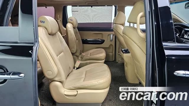 2017 Kia All New Carnival 9-seater Noblesse Sold VIN KNAME81ABHS324630 – photo 34 2017 Kia All New Carnival 9-seater Noblesse Sold VIN KNAME81ABHS324630 – photo 34