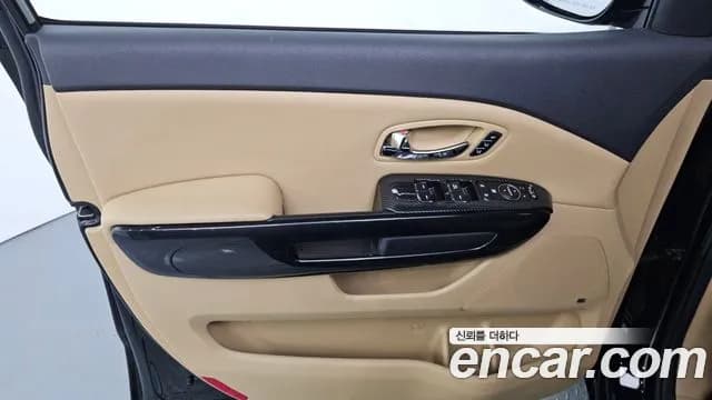 2017 Kia All New Carnival 9-seater Noblesse Sold VIN KNAME81ABHS325732 – photo 19 2017 Kia All New Carnival 9-seater Noblesse Sold VIN KNAME81ABHS325732 – photo 19