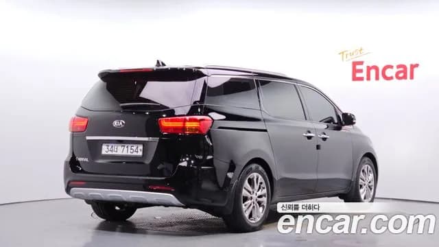 2017 Kia All New Carnival 9-seater Noblesse Sold VIN KNAME81ABHS325732 – photo 25 2017 Kia All New Carnival 9-seater Noblesse Sold VIN KNAME81ABHS325732 – photo 25