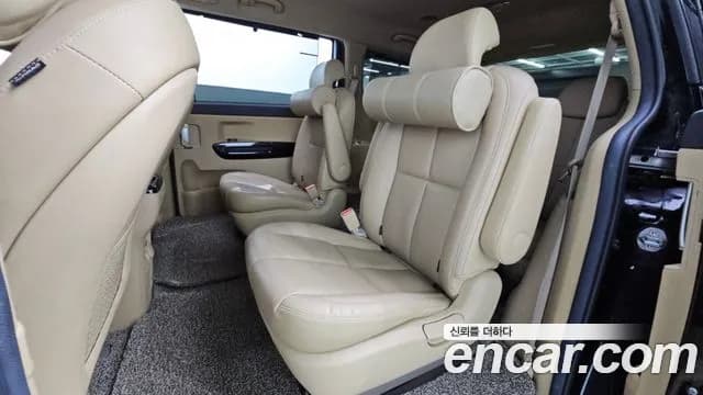 2017 Kia All New Carnival 9-seater Noblesse Sold VIN KNAME81ABHS325732 – photo 27 2017 Kia All New Carnival 9-seater Noblesse Sold VIN KNAME81ABHS325732 – photo 27