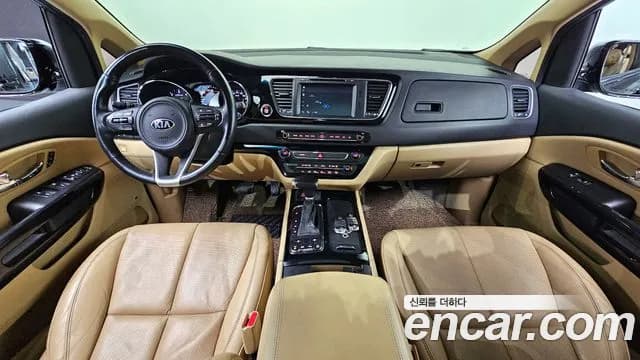 2017 Kia All New Carnival 9-seater Noblesse Sold VIN KNAME81ABHS327681 – interior seats 2017 Kia All New Carnival 9-seater Noblesse Sold VIN KNAME81ABHS327681 – interior seats